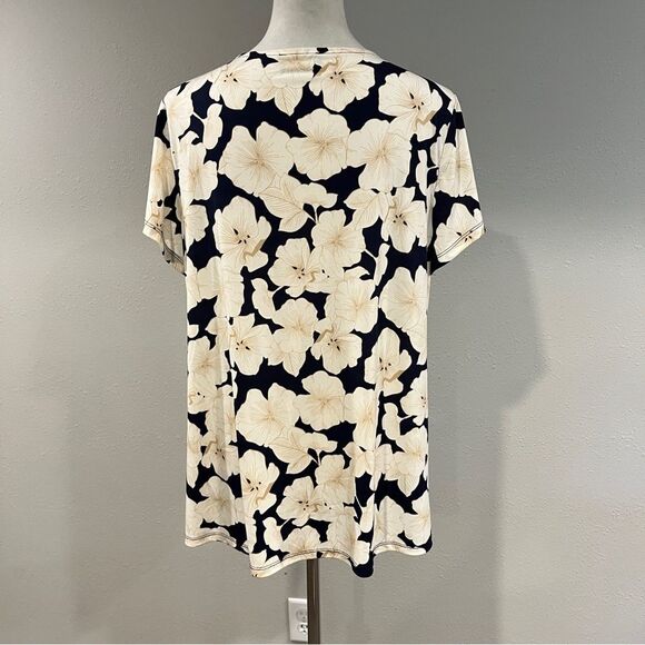 Lane Bryant Floral V-Neck short sleeve Women's Top/blouse size 14/16 - Picture 5 of 12